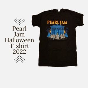 Pearl Jam Halloween T shirt unisex Small